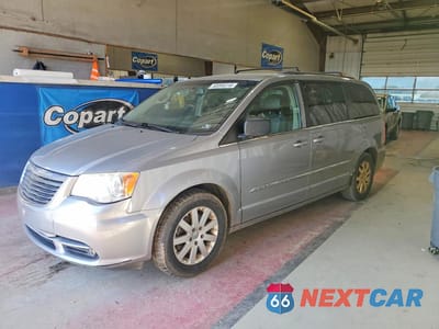 2015 CHRYSLER TOWN & COUNTRY TOURING 2C4RC1BG8FR521786 - główne zdjęcie licytacji z USA - miniatura