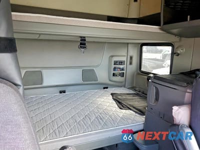 Zdjęcie 6 z 10 samochodu: 2014 INTERNATIONAL PROSTAR VIN:3HSDJSNR0EN029862 - miniatura