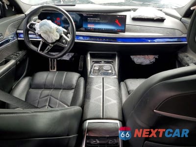 Zdjęcie 8 z 12 samochodu: 2024 BMW 740 XI VIN:WBA33EH09RCP71748 - miniatura