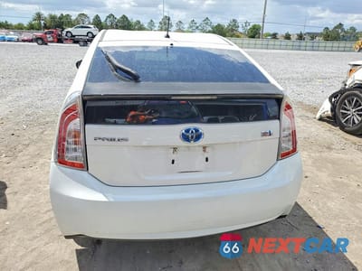Zdjęcie 6 z 13 samochodu: 2012 TOYOTA PRIUS TWO VIN:JTDKN3DU2C5399512 - miniatura