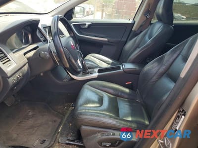 Zdjęcie 7 z 12 samochodu: 2014 VOLVO XC60 T6 VIN:YV4902DZ2E2533200 - miniatura
