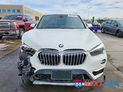 Piąte zdjęcie samochodu w środku: 2016 BMW X1 XDRIVE28I VIN:WBXHT3C3XG5F65716 - miniatura