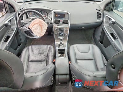 Zdjęcie 8 z 12 samochodu: 2015 VOLVO XC60 T5 PREMIER+ VIN:YV440MDC9F2621857 - miniatura