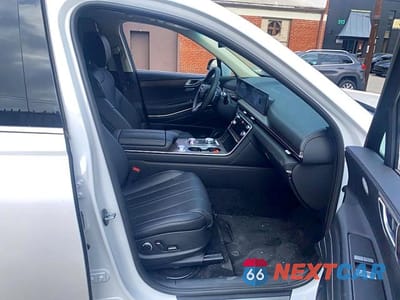 Piąte zdjęcie samochodu w środku: 2026 GENESIS GV80 SELECT VIN:KMUHGESB6TU305586 - miniatura