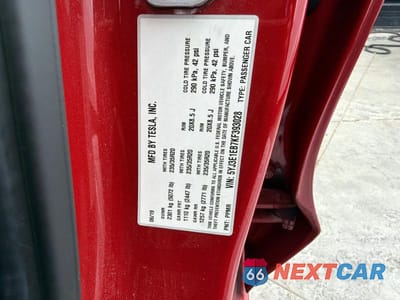 Zdjęcie 10 z 10 samochodu: 2019 TESLA MODEL 3 VIN:5YJ3E1EB7KF393028 - miniatura