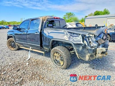 Drugie zdjęcie samochodu z przodu: 2018 GMC SIERRA K1500 DENALI VIN:3GTU2PEJ7JG317552 - miniatura