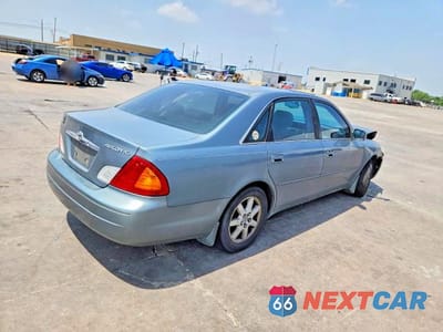 Trzecie zdjęcie samochodu z tyłu: 2000 TOYOTA AVALON XL VIN:4T1BF28B7YU112528 - miniatura