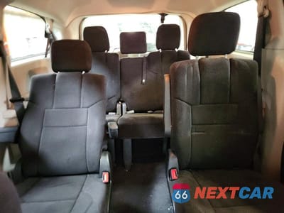 Zdjęcie 10 z 12 samochodu: 2013 DODGE GRAND CARAVAN SE VIN:2C4RDGBG4DR592688 - miniatura