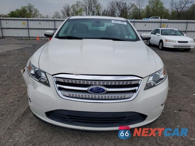 Piąte zdjęcie samochodu w środku: 2011 FORD TAURUS SEL VIN:1FAHP2EW0BG161357 - miniatura