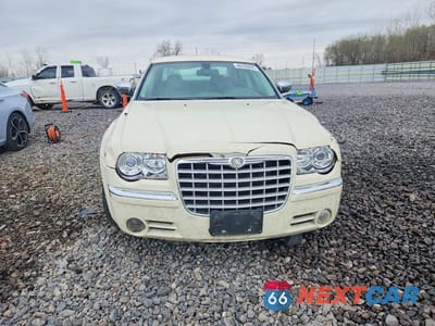 Piąte zdjęcie samochodu w środku: 2008 CHRYSLER 300C VIN:2C3LK63H88H226276 - miniatura