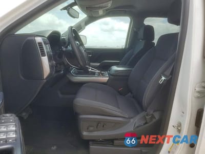 Zdjęcie 7 z 12 samochodu: 2018 CHEVROLET SILVERADO K1500 LT VIN:3GCUKREC1JG444696 - miniatura