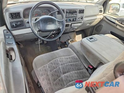 Zdjęcie 8 z 12 samochodu: 2000 FORD F250 SUPER DUTY VIN:1FTNX21LXYED58209 - miniatura