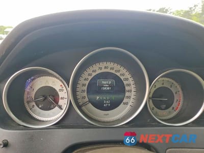 Zdjęcie 9 z 11 samochodu: 2014 MERCEDES-BENZ C 250 VIN:WDDGF4HB8EG256594 - miniatura