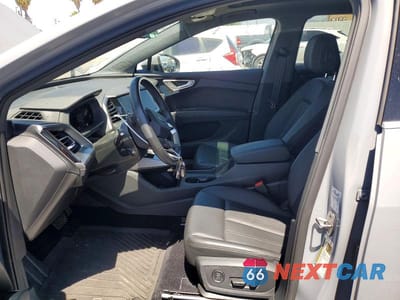 Zdjęcie 7 z 13 samochodu: 2024 AUDI Q4 E-TRON PREMIUM PLUS VIN:WA1BCBFZ7RP029575 - miniatura