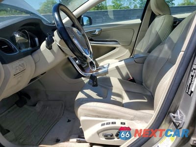 Zdjęcie 7 z 11 samochodu: 2015 VOLVO S60 PREMIER VIN:YV140MFK4F2367248 - miniatura