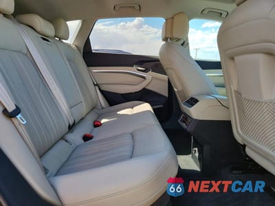 Zdjęcie 10 z 13 samochodu: 2024 AUDI Q8 E-TRON PREMIUM PLUS VIN:WA15AAGE7RB005444 - miniatura