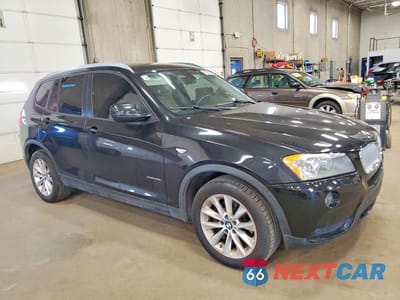 Czwarte zdjęcie samochodu z boku: 2014 BMW X3 XDRIVE28I VIN:5UXWX9C50E0D42493 - miniatura