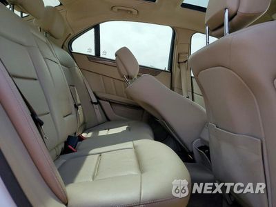 Zdjęcie 10 z 11 samochodu: 2011 MERCEDES-BENZ E 350 4MATIC VIN:WDDHF8HB1BA506591 - miniatura
