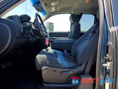 Zdjęcie 7 z 12 samochodu: 2009 GMC SIERRA K1500 SLE VIN:2GTEK290991135235 - miniatura