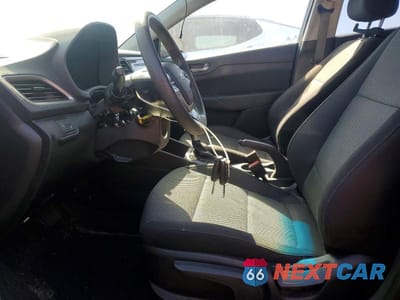 Zdjęcie 7 z 12 samochodu: 2019 HYUNDAI ACCENT SE VIN:3KPC24A32KE061691 - miniatura