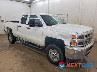 Czwarte zdjęcie samochodu z boku: 2019 CHEVROLET SILVERADO K2500 HEAVY DUTY VIN:2GC2KREG5K1218441 - miniatura