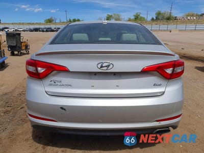Zdjęcie 6 z 12 samochodu: 2015 HYUNDAI SONATA ECO VIN:5NPE24AA5FH159252 - miniatura