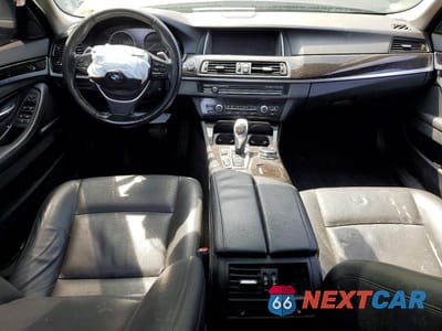 Zdjęcie 8 z 12 samochodu: 2016 BMW 528 XI VIN:WBA5A7C56GG643132 - miniatura