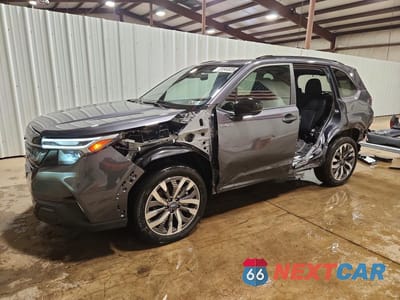 2025 SUBARU FORESTER TOURING JF2SLSTD5SH442000 - główne zdjęcie licytacji z USA - miniatura