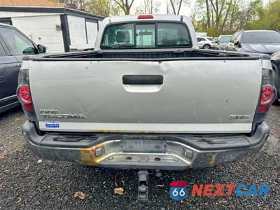 Zdjęcie 6 z 11 samochodu: 2007 TOYOTA TACOMA BASE VIN:5TEPX42N57Z395037 - miniatura