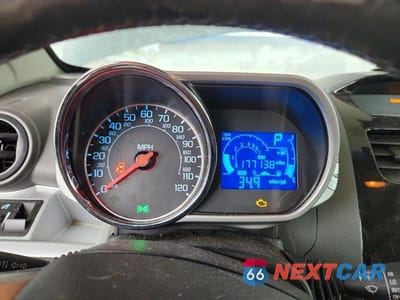 Zdjęcie 9 z 11 samochodu: 2014 CHEVROLET SPARK 2LT VIN:KL8CF6S94EC467379 - miniatura