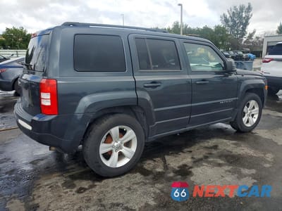 Trzecie zdjęcie samochodu z tyłu: 2014 JEEP PATRIOT LATITUDE VIN:1C4NJPFB0ED888169 - miniatura