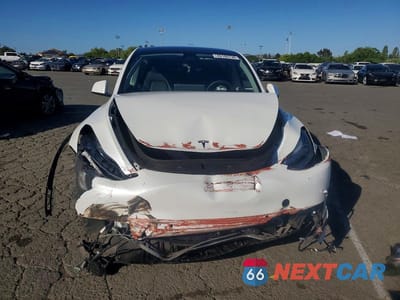 Piąte zdjęcie samochodu w środku: 2022 TESLA MODEL Y VIN:7SAYGDEE9NF427747 - miniatura