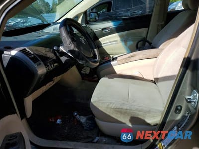 Zdjęcie 7 z 13 samochodu: 2005 TOYOTA PRIUS BASE VIN:JTDKB20U853094510 - miniatura