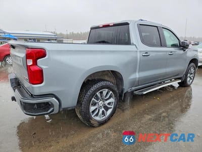 Trzecie zdjęcie samochodu z tyłu: 2026 CHEVROLET SILVERADO K1500 RST VIN:2GCUKEED8T1154033 - miniatura