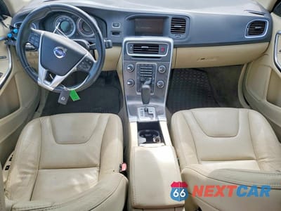 Zdjęcie 8 z 12 samochodu: 2012 VOLVO S60 T5 VIN:YV1622FS3C2137381 - miniatura