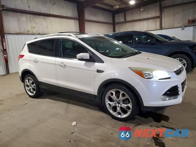Czwarte zdjęcie samochodu z boku: 2013 FORD ESCAPE TITANIUM VIN:1FMCU0J92DUD67913 - miniatura