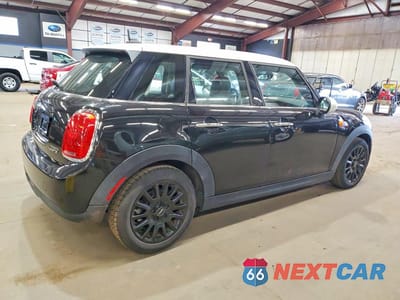 Trzecie zdjęcie samochodu z tyłu: 2017 MINI COOPER VIN:WMWXU1C39H2F78015 - miniatura