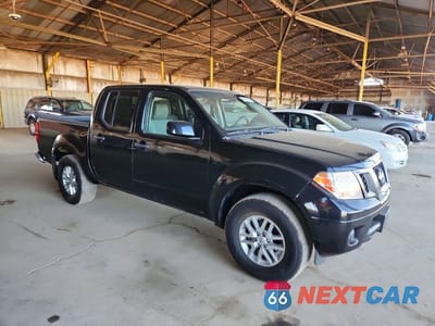 Czwarte zdjęcie samochodu z boku: 2019 NISSAN FRONTIER SV 4X4 VIN:1N6AD0EV5KN733080 - miniatura