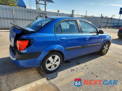 Trzecie zdjęcie samochodu z tyłu: 2008 KIA RIO SX VIN:KNADE123X86390515 - miniatura