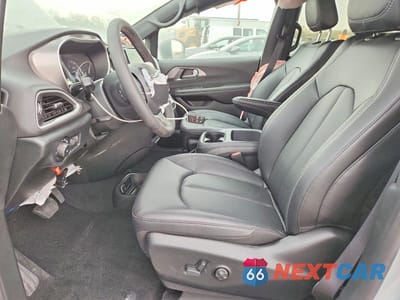 Zdjęcie 7 z 12 samochodu: 2026 CHRYSLER PACIFICA SELECT VIN:2C4RC1BG7TR240056 - miniatura