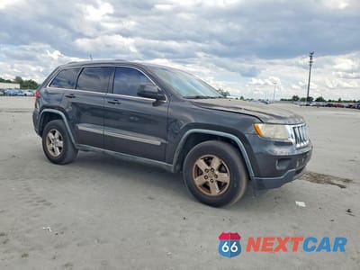 Czwarte zdjęcie samochodu z boku: 2011 JEEP GRAND CHEROKEE LAREDO VIN:1J4RR4GG0BC669758 - miniatura