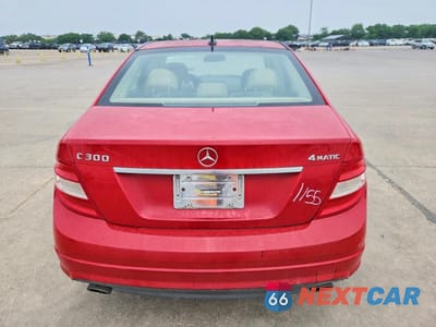 Zdjęcie 6 z 12 samochodu: 2011 MERCEDES-BENZ C 300 4MATIC VIN:WDDGF8BB6BR165615 - miniatura