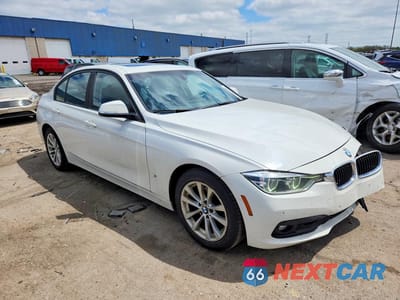Czwarte zdjęcie samochodu z boku: 2016 BMW 320 XI VIN:WBA8E5G54GNT41267 - miniatura