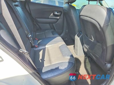 Zdjęcie 10 z 11 samochodu: 2017 KIA NIRO EX VIN:KNDCC3LCXH5059969 - miniatura