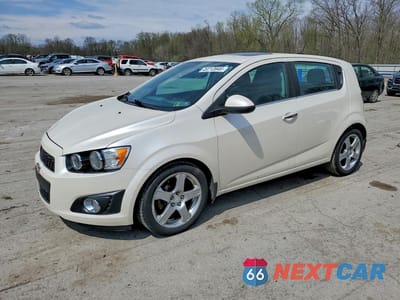 2015 CHEVROLET SONIC LTZ 1G1JE6SB2F4180826 - główne zdjęcie licytacji z USA - miniatura