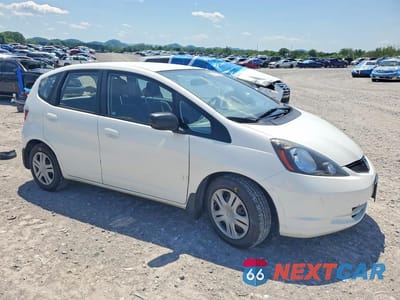 Czwarte zdjęcie samochodu z boku: 2011 HONDA FIT VIN:JHMGE8H3XBS007993 - miniatura
