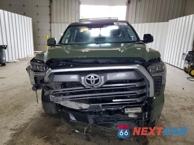 Piąte zdjęcie samochodu w środku: 2023 TOYOTA TUNDRA LIMITED HV VIN:5TFJC5DBXPX026983 - miniatura