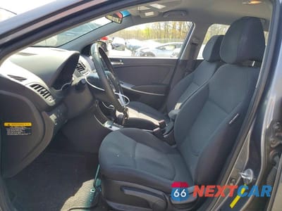 Zdjęcie 7 z 12 samochodu: 2012 HYUNDAI ACCENT SE VIN:KMHCU5AEXCU041267 - miniatura