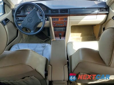 Zdjęcie 8 z 12 samochodu: 1993 MERCEDES-BENZ 300 CECV VIN:WDBEA66E3PB884845 - miniatura