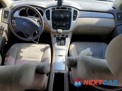 Zdjęcie 8 z 13 samochodu: 2006 TOYOTA HIGHLANDER BASE VIN:JTEDD21A860137135 - miniatura